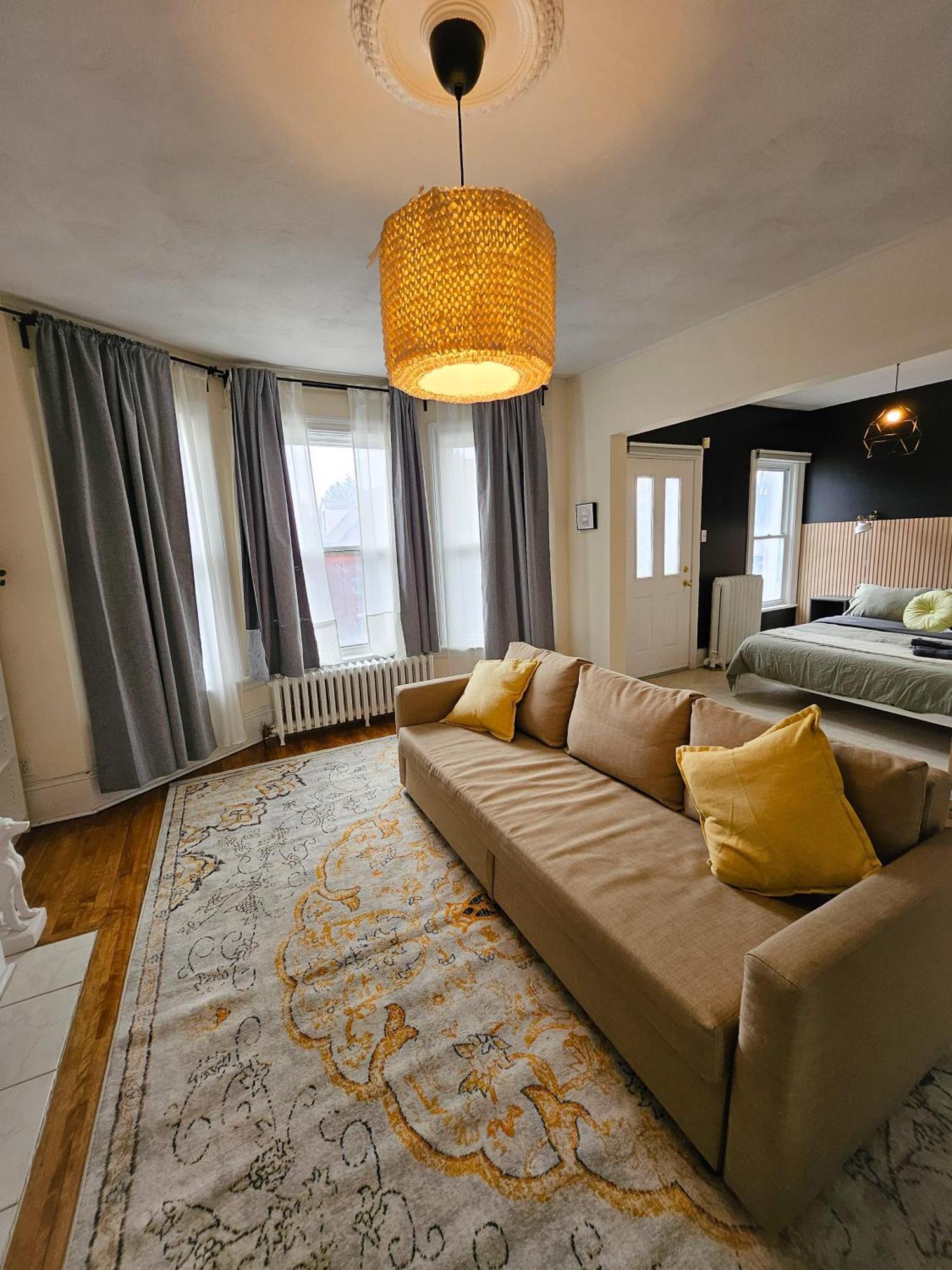 Ottawa Downtown Cozy Guesthouse المظهر الخارجي الصورة